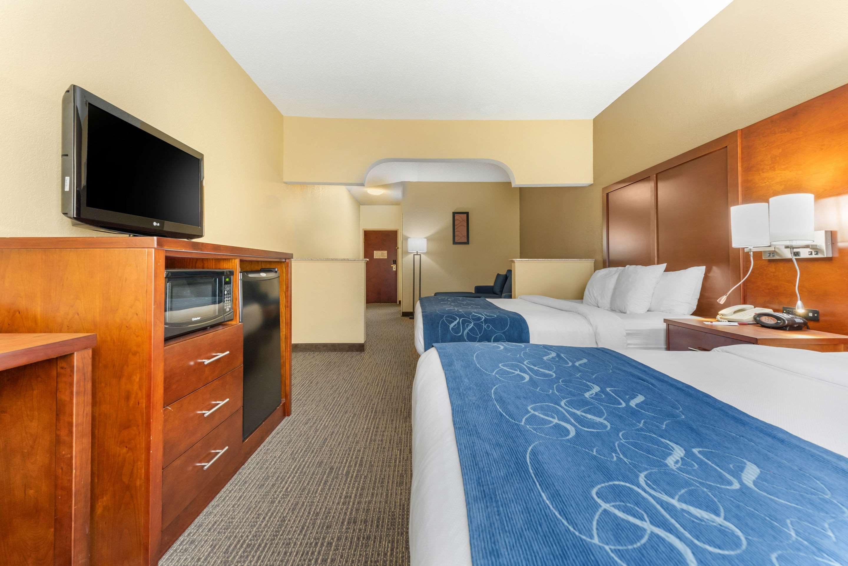 Comfort Suites Findlay Exterior photo