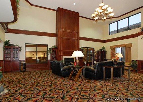Comfort Suites Findlay Interior photo